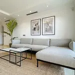 Aloha Hills Club Luxury Retreat Pools Gym Apartamento