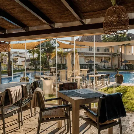 Aloha Hills Club Luxury Retreat Pools Gym Apartman *