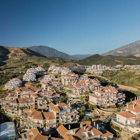 Aloha Hills Club Luxury Retreat Pools Gym Apartman