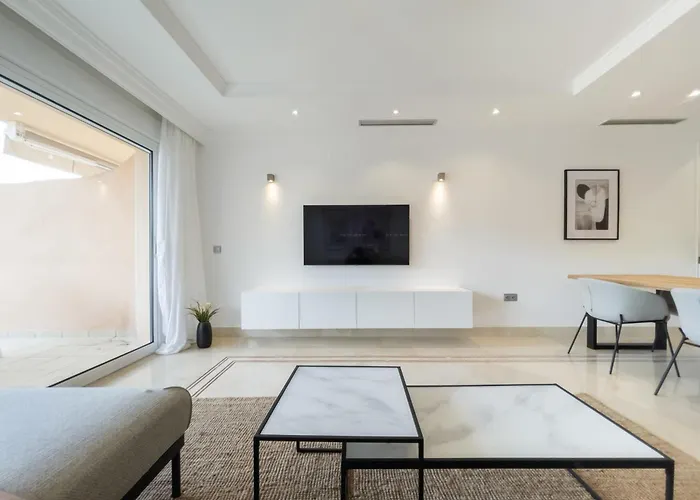 Aloha Hills Club Luxury Retreat Pools Gym *