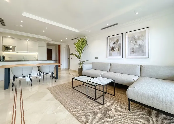 Aloha Hills Club Luxury Retreat Pools Gym