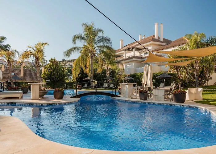 Aloha Hills Club Luxury Retreat Pools Gym * マルベーリャ