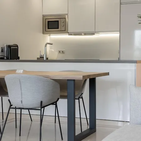 Aloha Hills Club Luxury Retreat Pools Gym 아파트