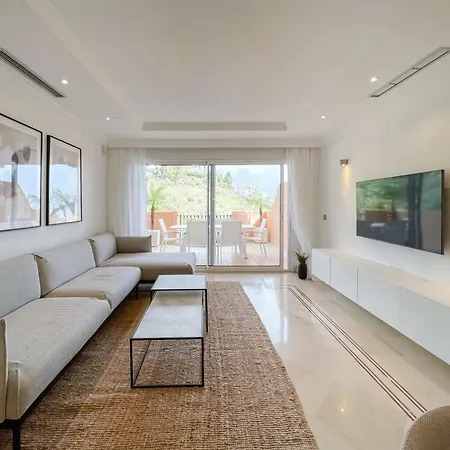 Aloha Hills Club Luxury Retreat Pools Gym * 마르베야