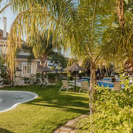 Aloha Hills Club Luxury Retreat Pools Gym Daire